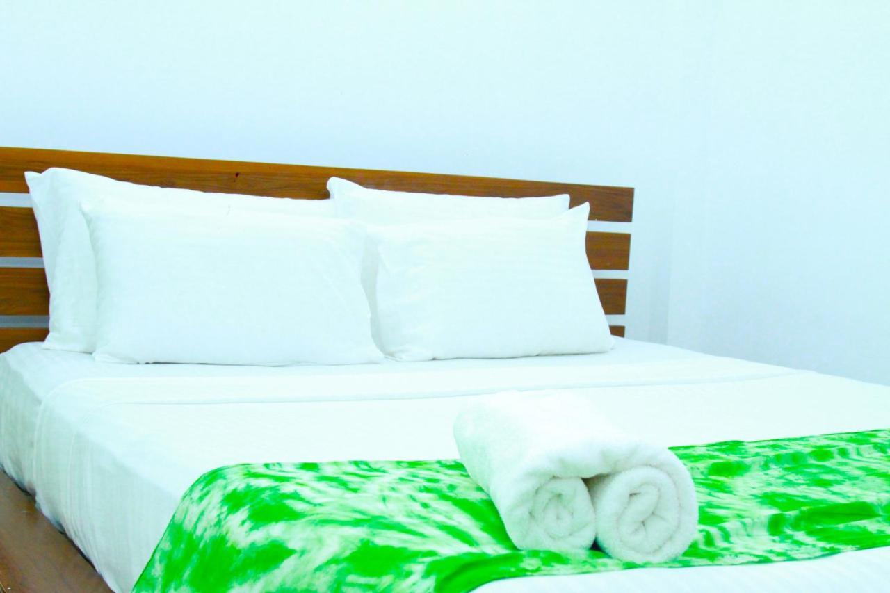 The Garnet Mirissa Otel Dış mekan fotoğraf