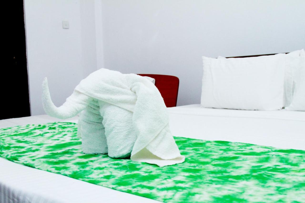 The Garnet Mirissa Otel Dış mekan fotoğraf