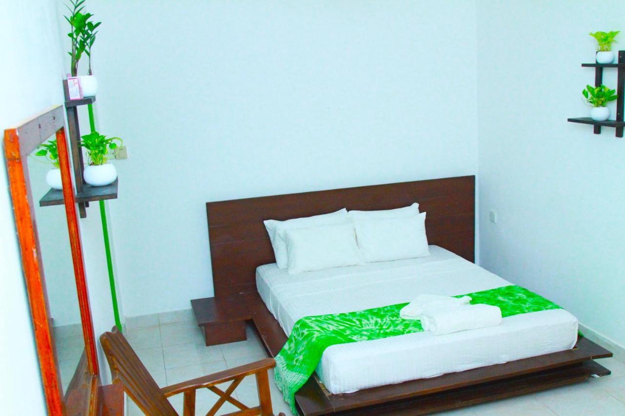 The Garnet Mirissa Otel Dış mekan fotoğraf