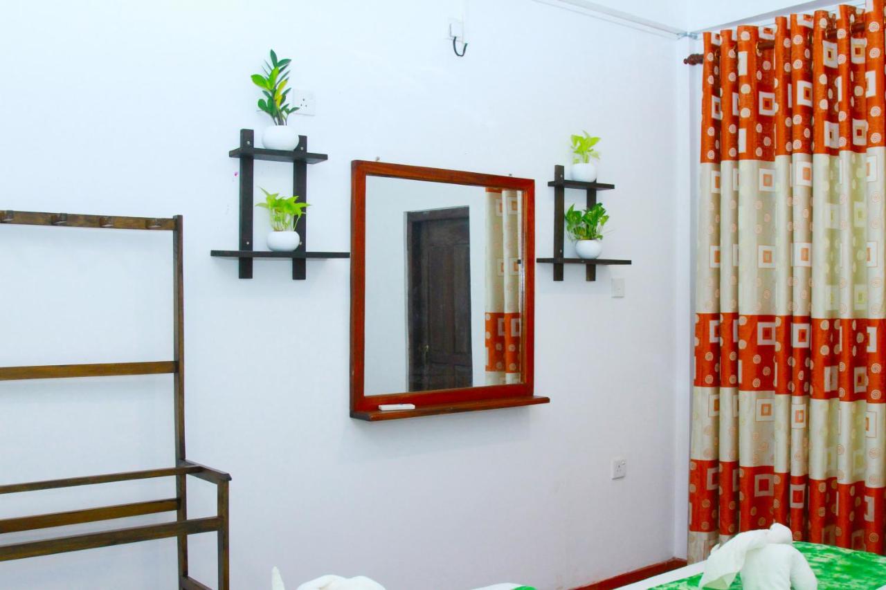 The Garnet Mirissa Otel Dış mekan fotoğraf