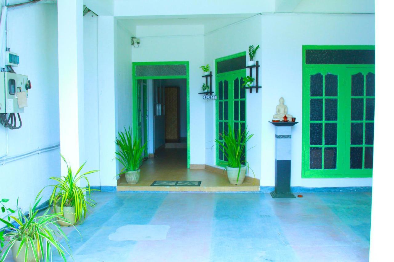 The Garnet Mirissa Otel Dış mekan fotoğraf