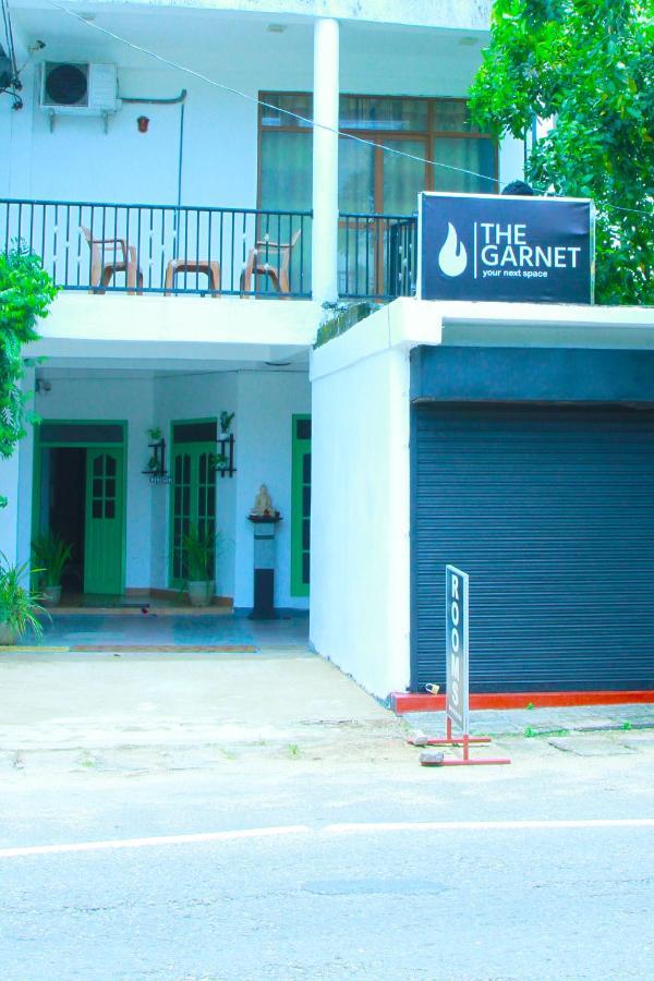 The Garnet Mirissa Otel Dış mekan fotoğraf