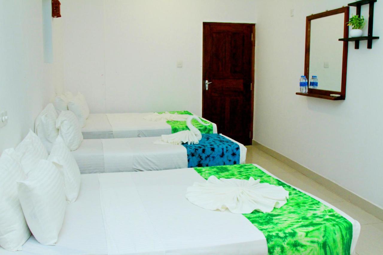 The Garnet Mirissa Otel Dış mekan fotoğraf